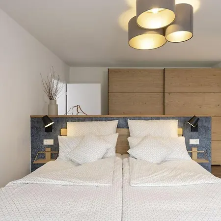 Stay4 2 Modern Retreat *