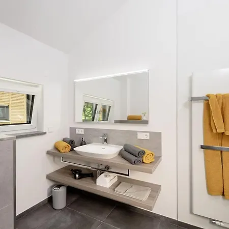 Stay4 2 Modern Retreat * Wunsiedel